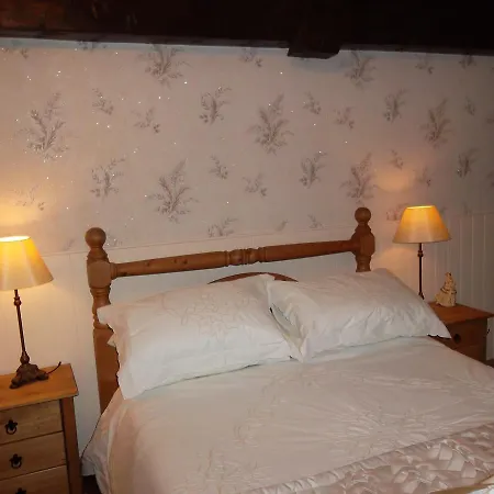 La Grange Delhoume Bed & Breakfast Confolens